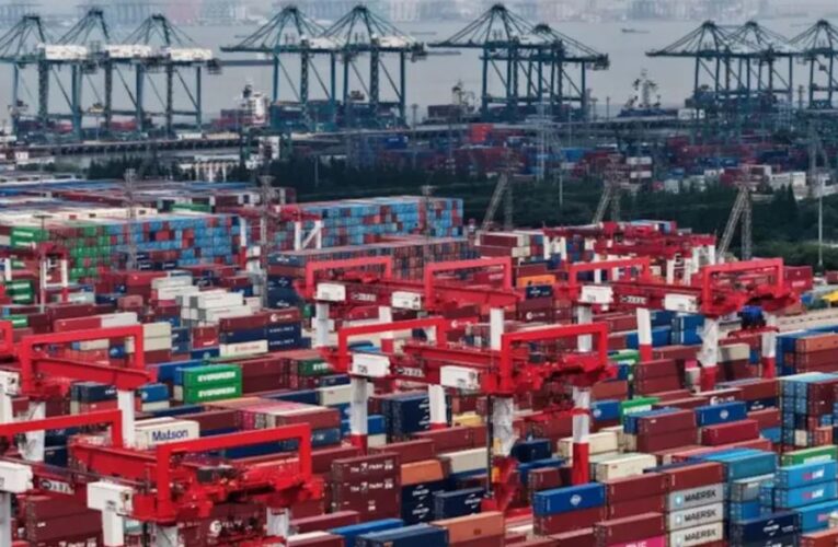 La Casa Blanca acusa a China de evadir aranceles a través de México y costar miles de millones a Estados Unidos