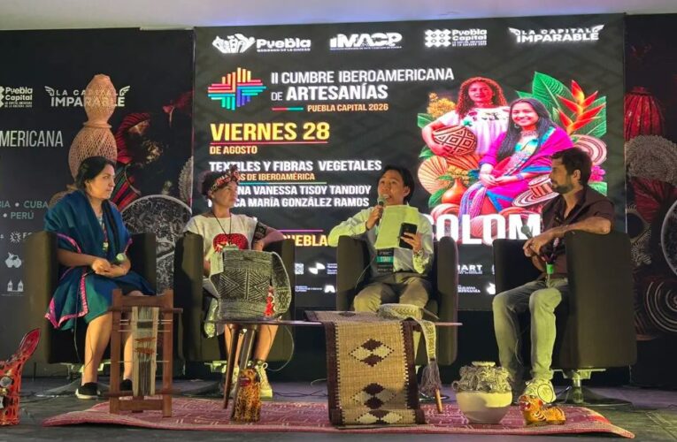 La artesanía iberoamericana conquista el Zócalo de Puebla